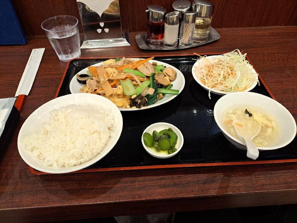 北京料理 餃子の王様 龍吟 ペリエ千葉店
