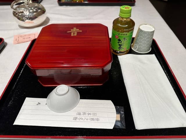 東京吉兆 東京本店 - サブ画像1