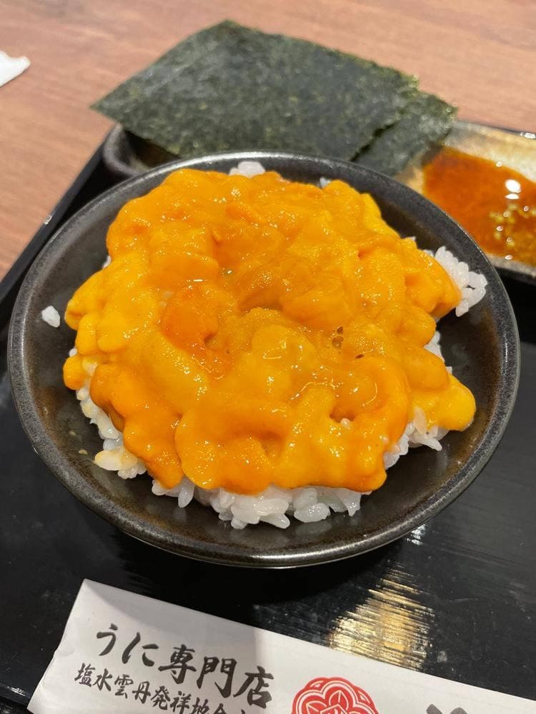 うに専門店世壱屋 函館朝市店