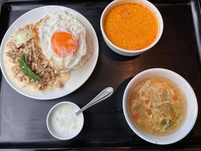 ロータスラウンジ - サブ画像3