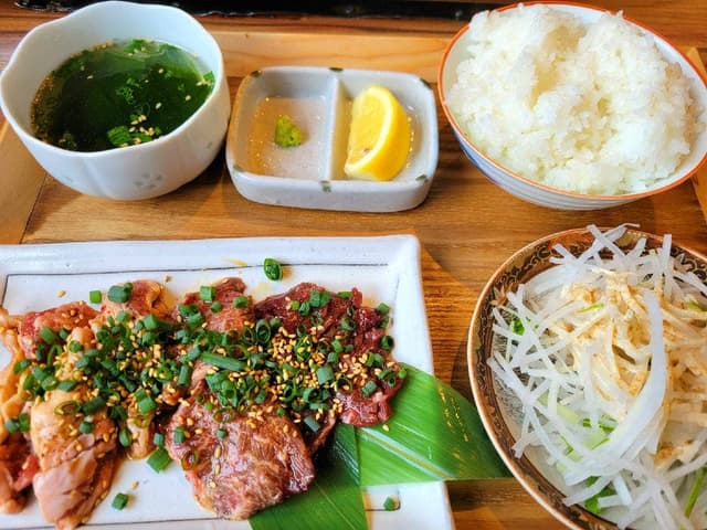 焼肉と釜炊きごはん あおい - サブ画像1