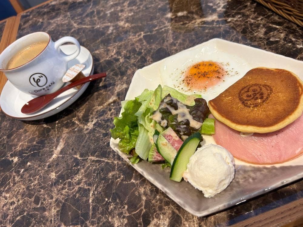 Dora Café 三幸