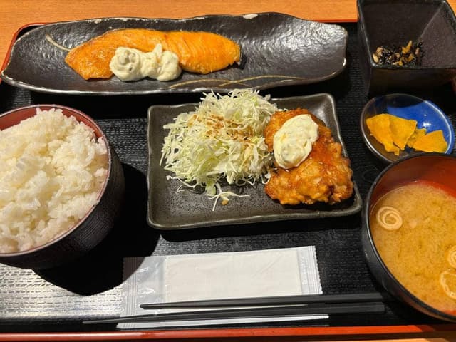 大衆IZAKAYAエイト 半蔵門店 - サブ画像1