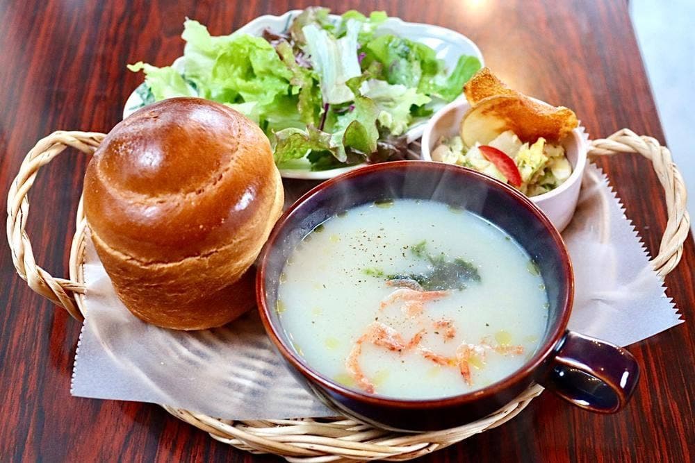 Tanglad Cafe