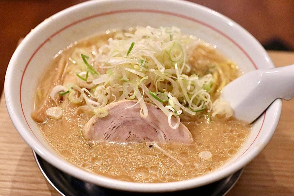 ラーメンとお酒 yonaki