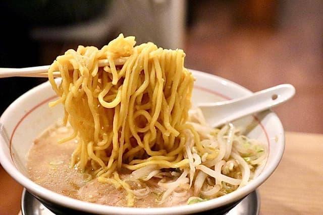 ラーメンとお酒 yonaki - サブ画像2