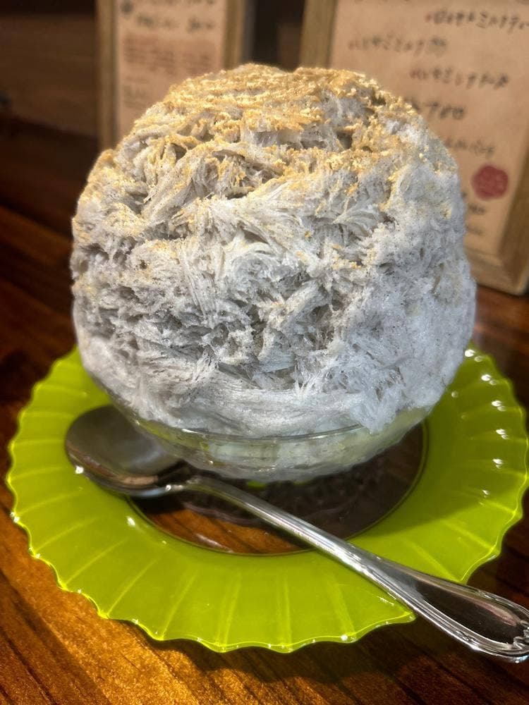 カレーライスとこおり屋の湊山