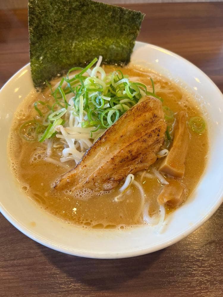 鶏そば やま辰