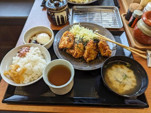 からやま 大東赤井店 - サブ画像1