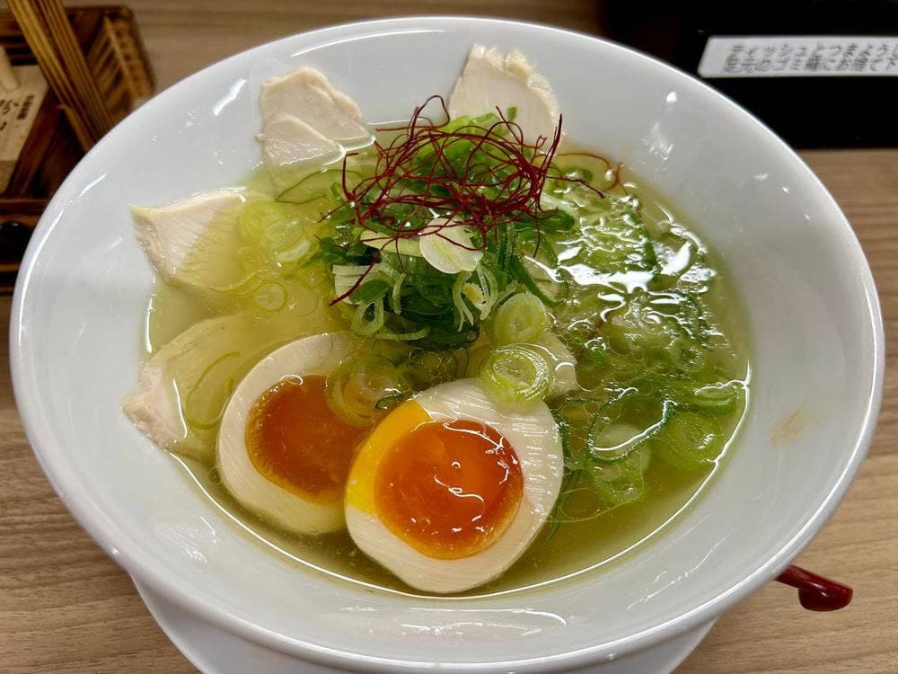 魔界系ラーメン 三冠馬