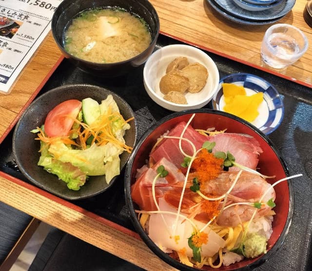 お魚食堂かど家 大正駅前店 - サブ画像1