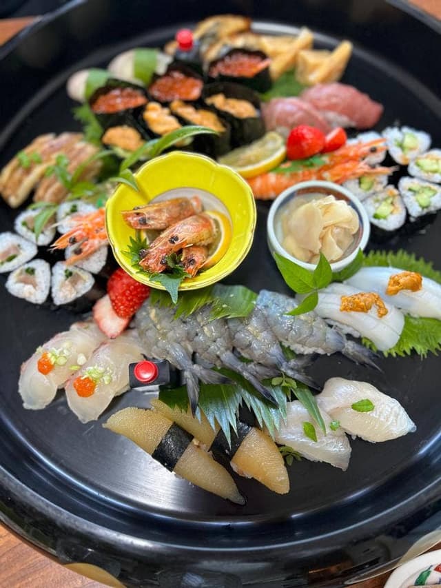 丸十寿司本店 - サブ画像1