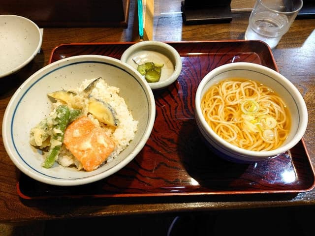 丸よし - サブ画像1