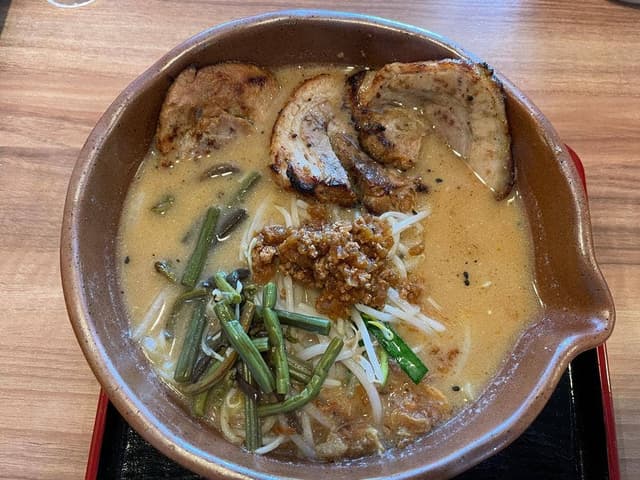 味噌蔵 麺四朗 西尾店 - サブ画像1