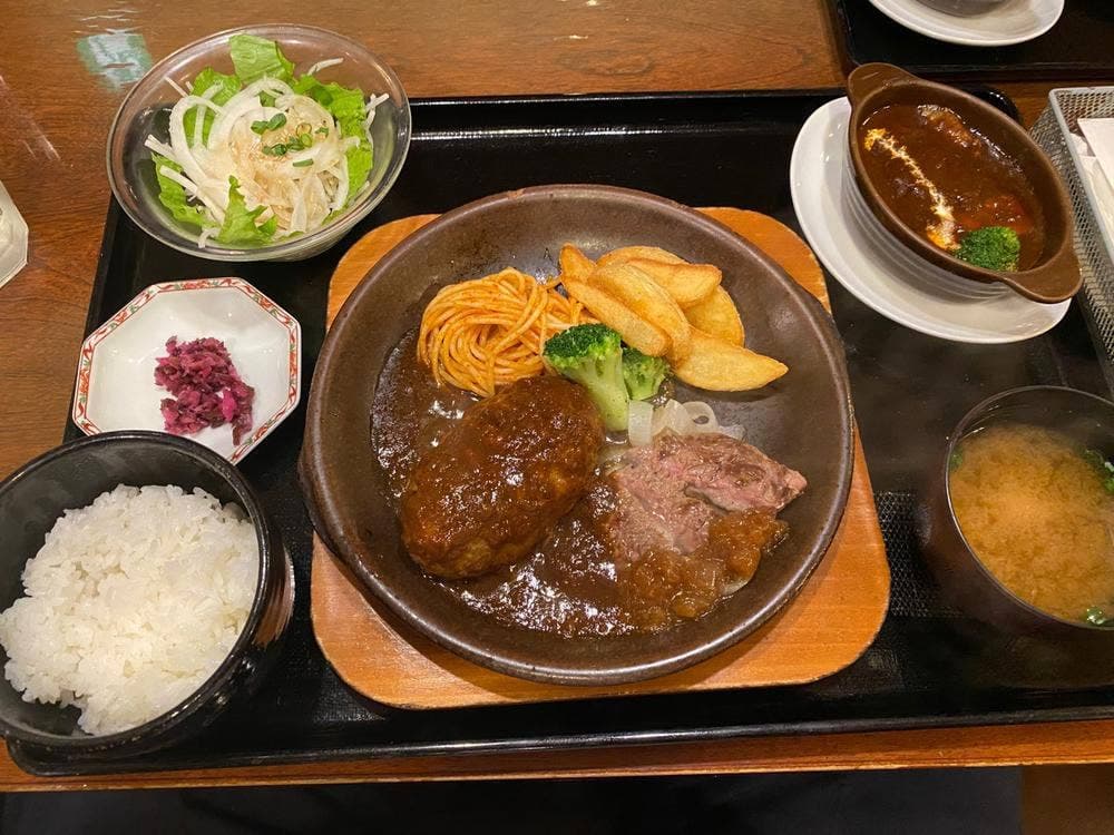陶板焼き ハンバーグ俵屋