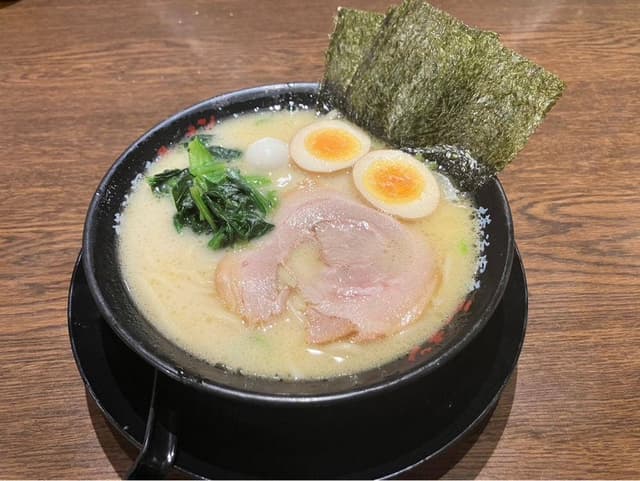 横浜家系ラーメン 有楽家 岐阜県庁前店 - サブ画像1