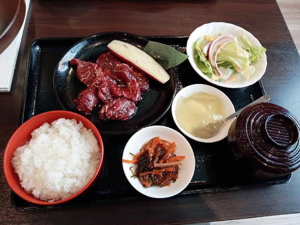 炭火焼肉きわみ