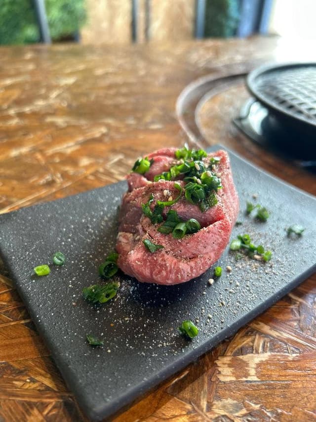 隠れ家焼肉 ニクノトリコ - サブ画像1