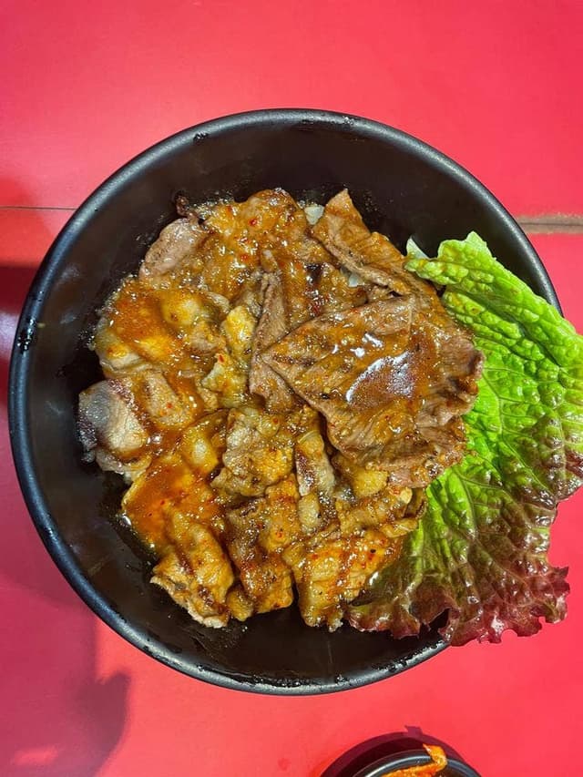 焼肉丼 十番 三宮店 - サブ画像1