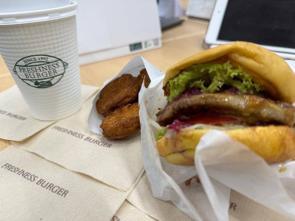 フレッシュネスバーガー 品川グランパサージュ店
