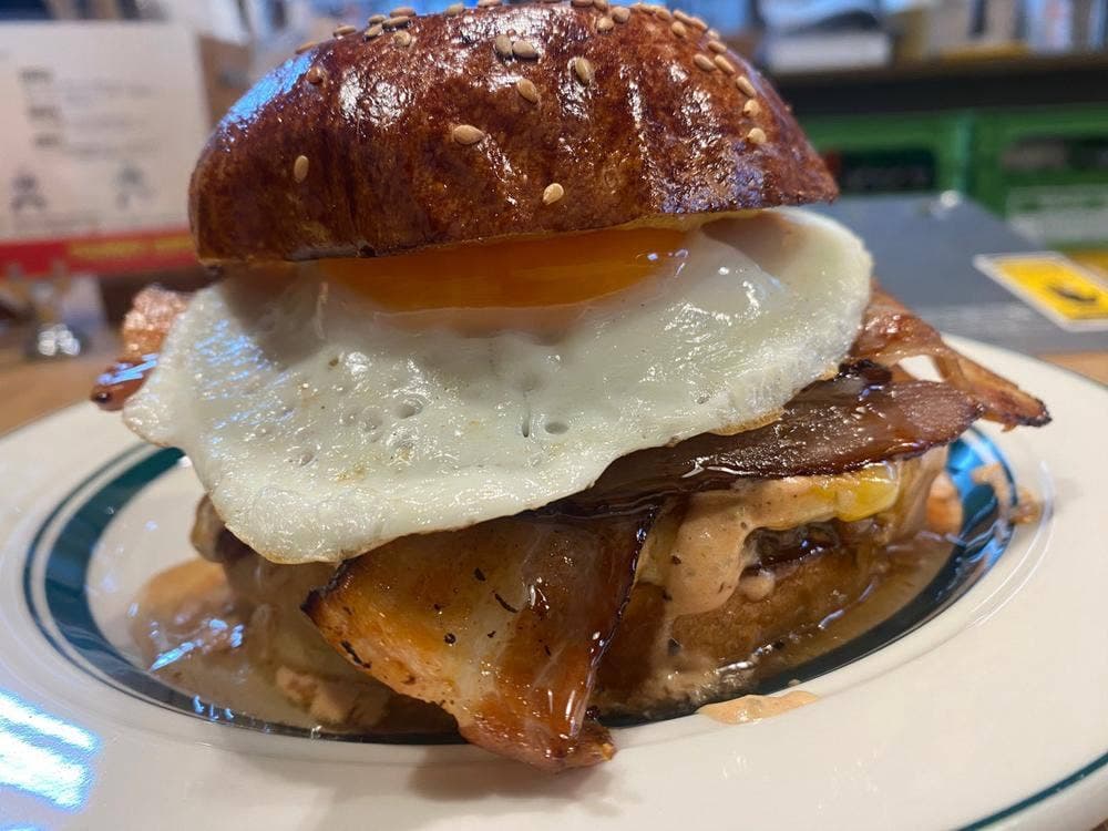 THUNDER BURGER