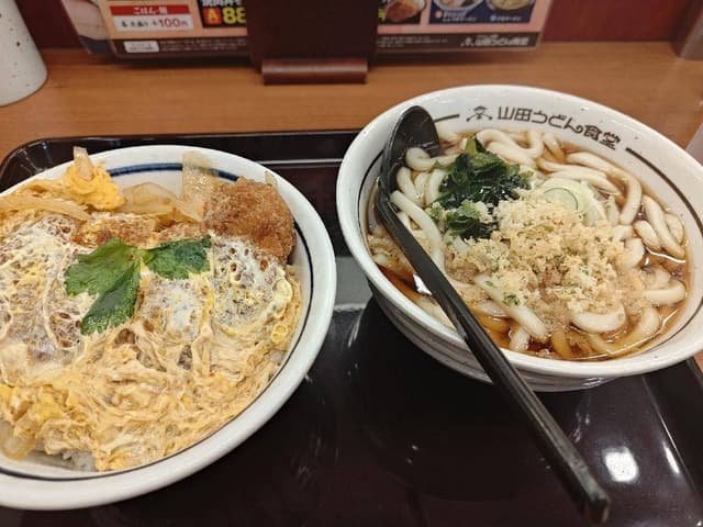 山田うどん 亀井野店 - サブ画像3