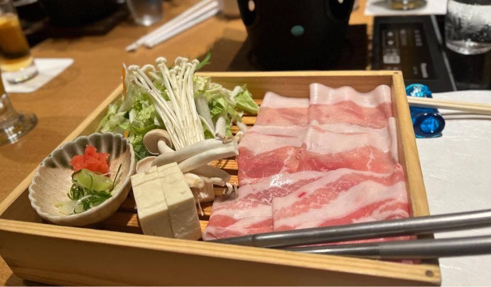 しゃぶしゃぶ 紺 東町本店