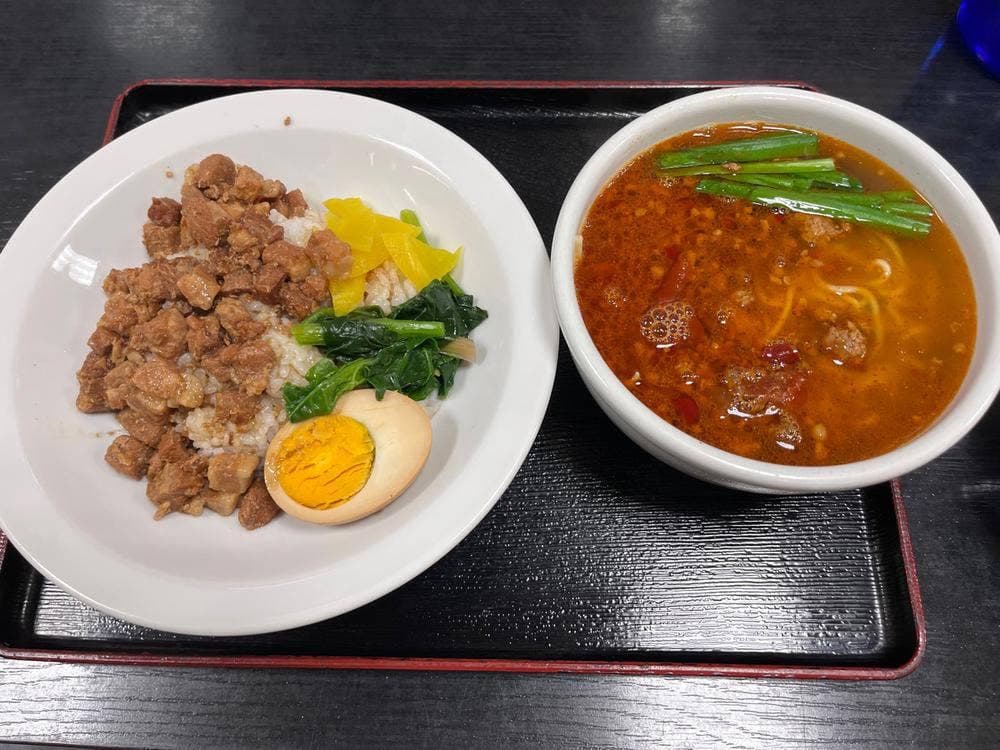 台湾屋台 SARIKAKA