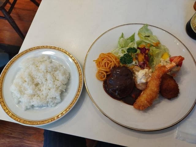 洋食ムチュ - サブ画像3