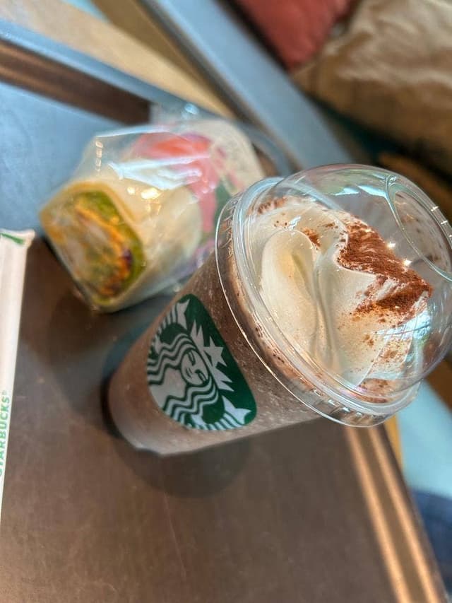 スターバックス コーヒー 浜松城公園店 - サブ画像1