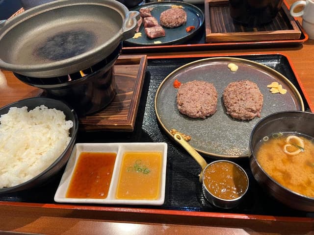 牛に恋して ミート食堂 - サブ画像1