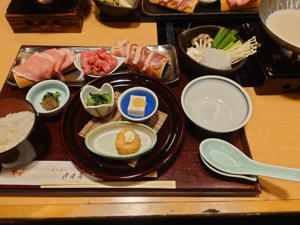 月日亭 近鉄奈良駅前店