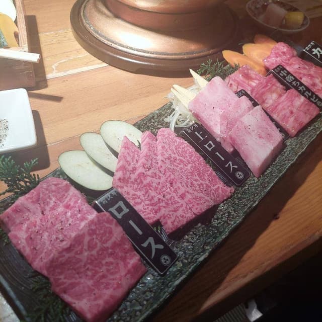 前沢牛舎 伏見屋 - サブ画像2