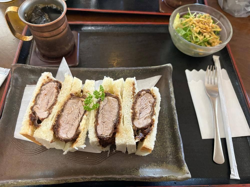 レストラン絵里珈