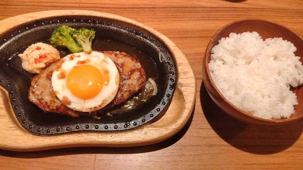 びっくりドンキー 立川砂川店