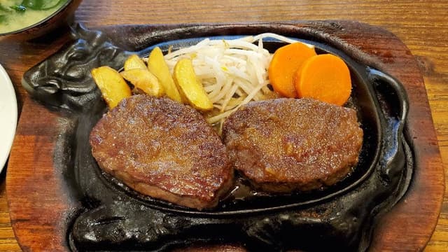 ジョンブル 柴崎店 - サブ画像2