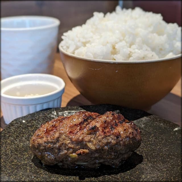 毎朝挽肉と羽釜ごはん ハンバーグ Bowz - サブ画像1