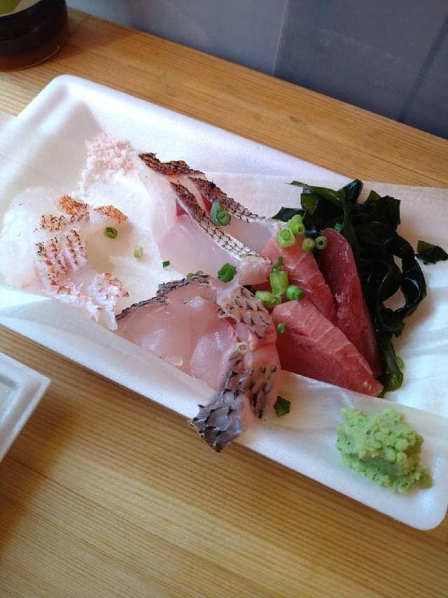 魚草 アメ横プラザ - サブ画像3