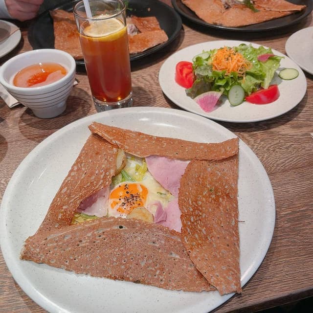 ブレッツカフェ クレープリー 表参道店 - サブ画像1