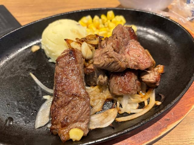 イタメシ&ステーキ リフランド - サブ画像2