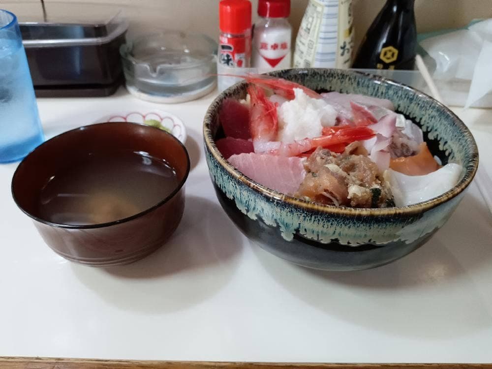 おさしみどんや