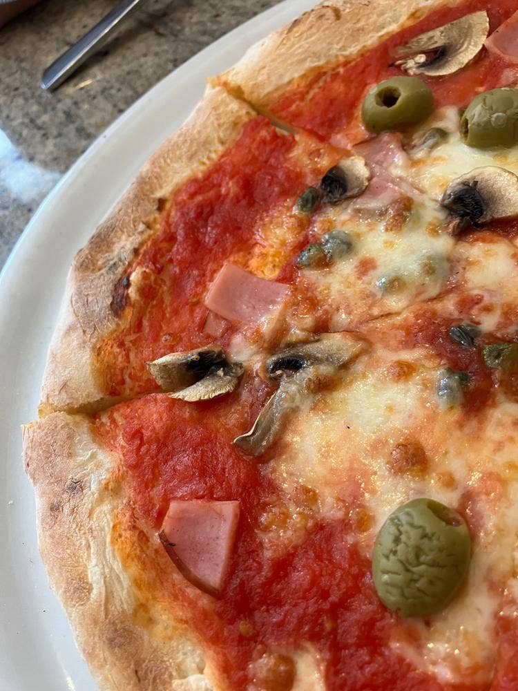 Pizzeria Dino 千歳烏山