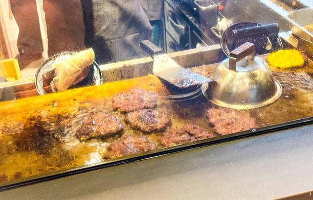 J.S. BURGERS Jr. 越谷レイクタウン店 - サブ画像1