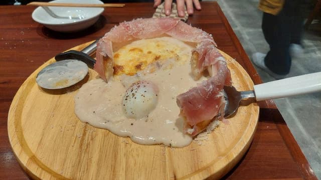 原価ビストロ チーズプラス 草津エイスクエア店 - サブ画像1