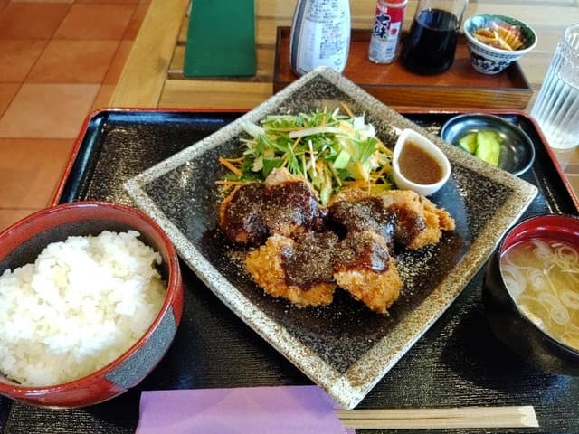 ヤマニ食堂 - サブ画像2