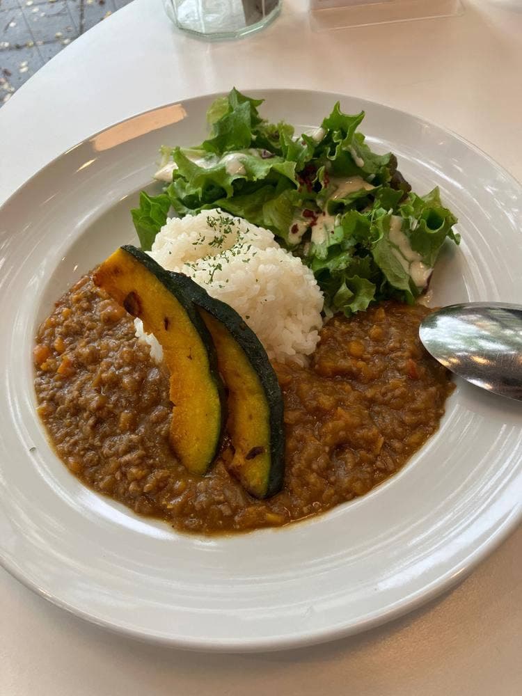 ルサルカ千早駅前店