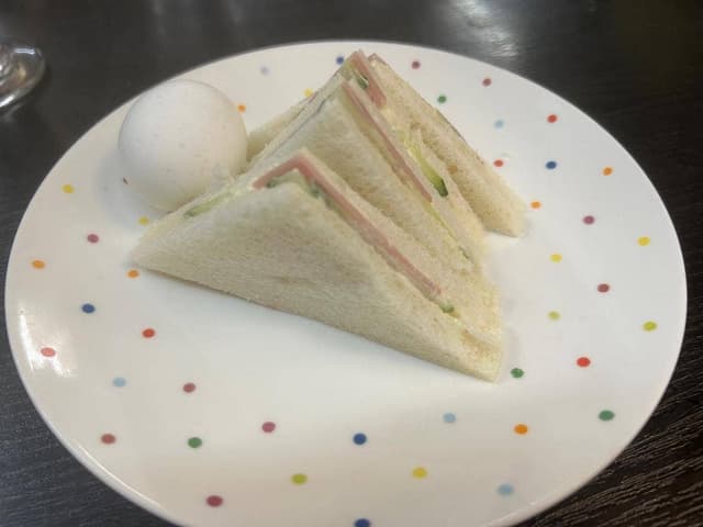 喫茶・軽食 アムール - サブ画像1