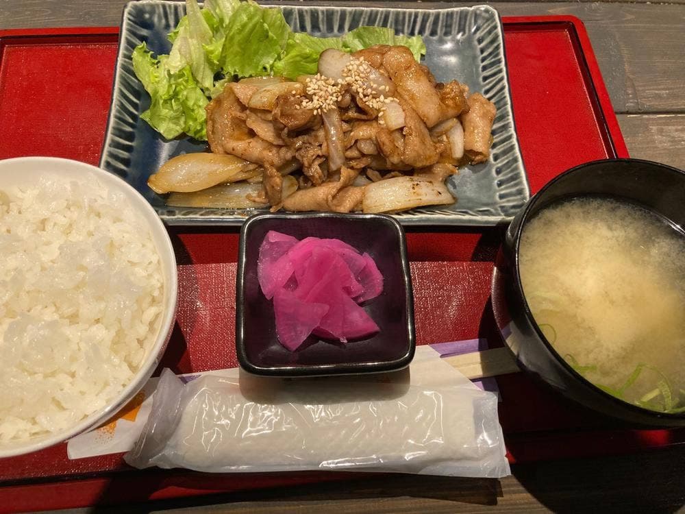 プルプル市場