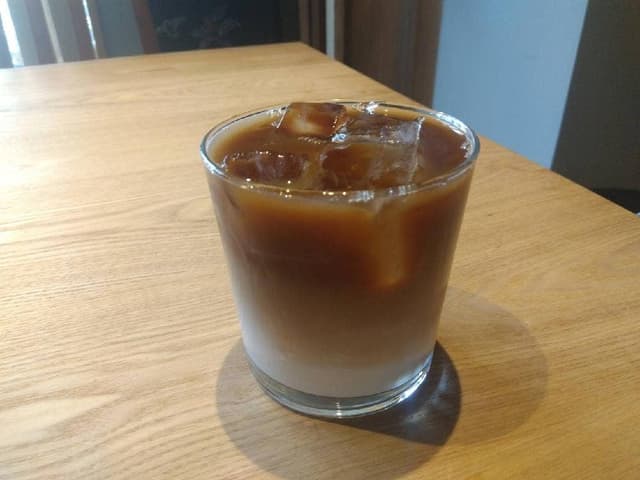 8Black birds cafe - サブ画像1