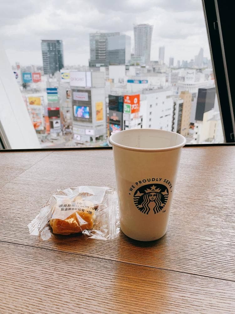 SHARE LOUNGE TSUTAYA BOOKSTORE 渋谷スクランブルスクエア